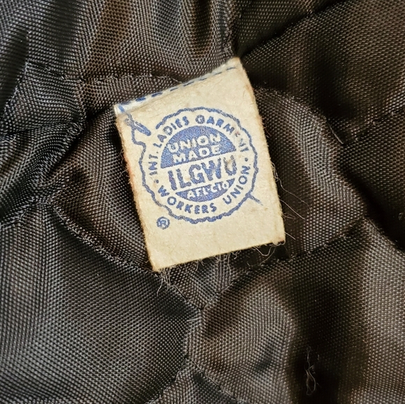 BETTY ROSE VINTAGE BLACK FAUX FUR COAT SZ S/M - Picture 13 of 15